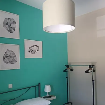 House To Mavrovouni Square