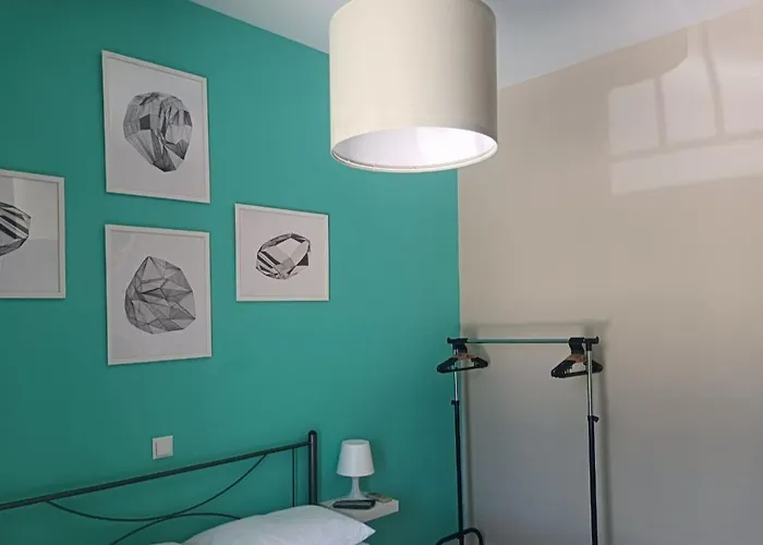 House To Mavrovouni Square