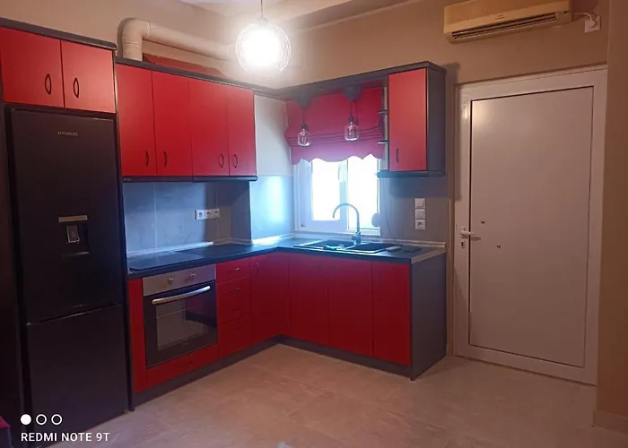 아파트 House To Mavrovouni Square